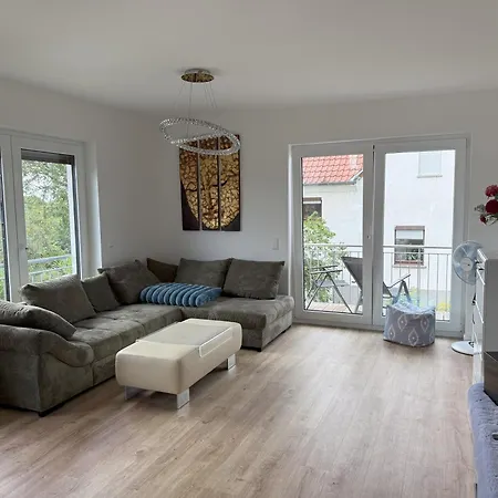 Quiet Zepernick - Direkt An Berlin Appartamento *