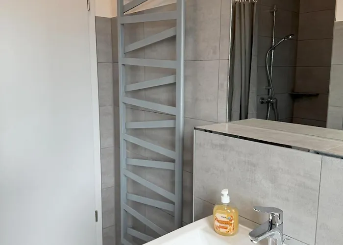 Quiet Zepernick - Direkt An Berlin شقة *